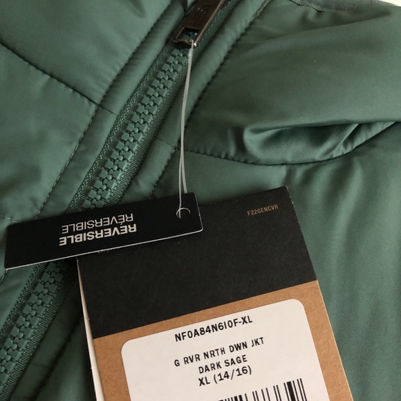 The North Face Girls' Reversible North Down Hooded Jacket - Picture 12 of 13